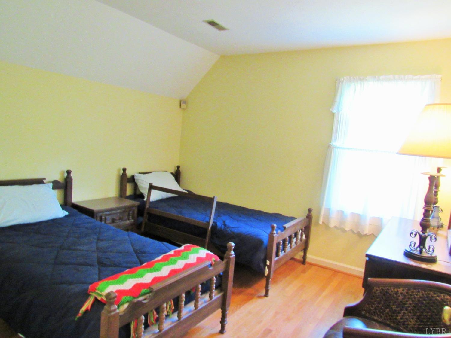 271 E Monitor Road