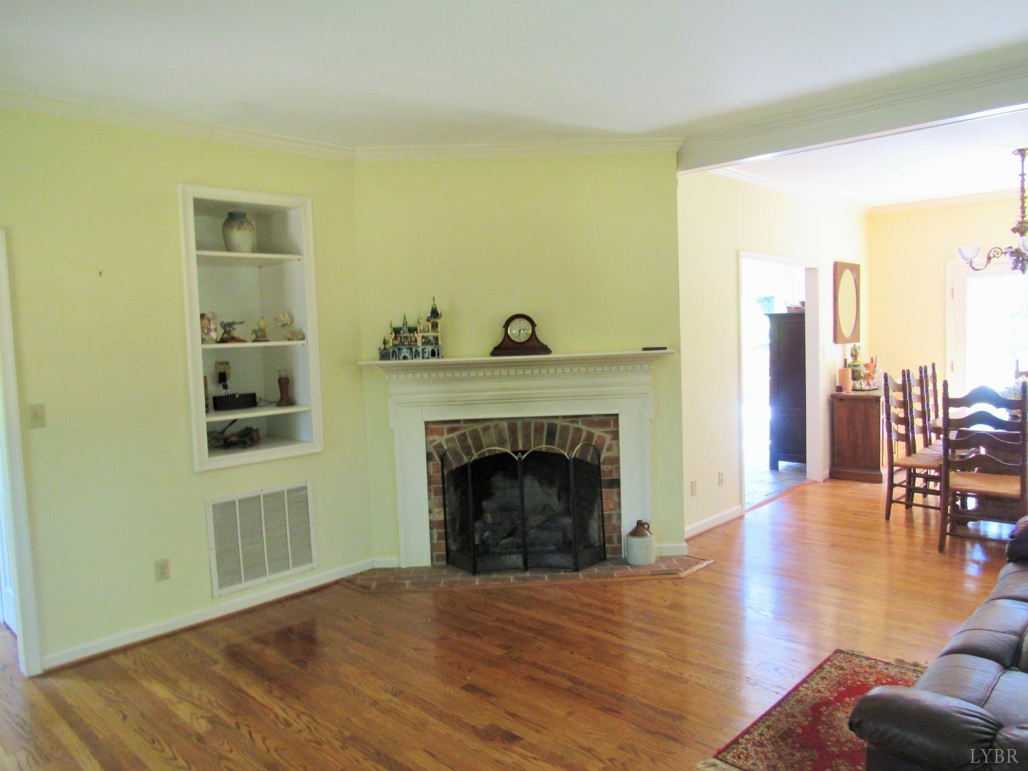 271 E Monitor Road