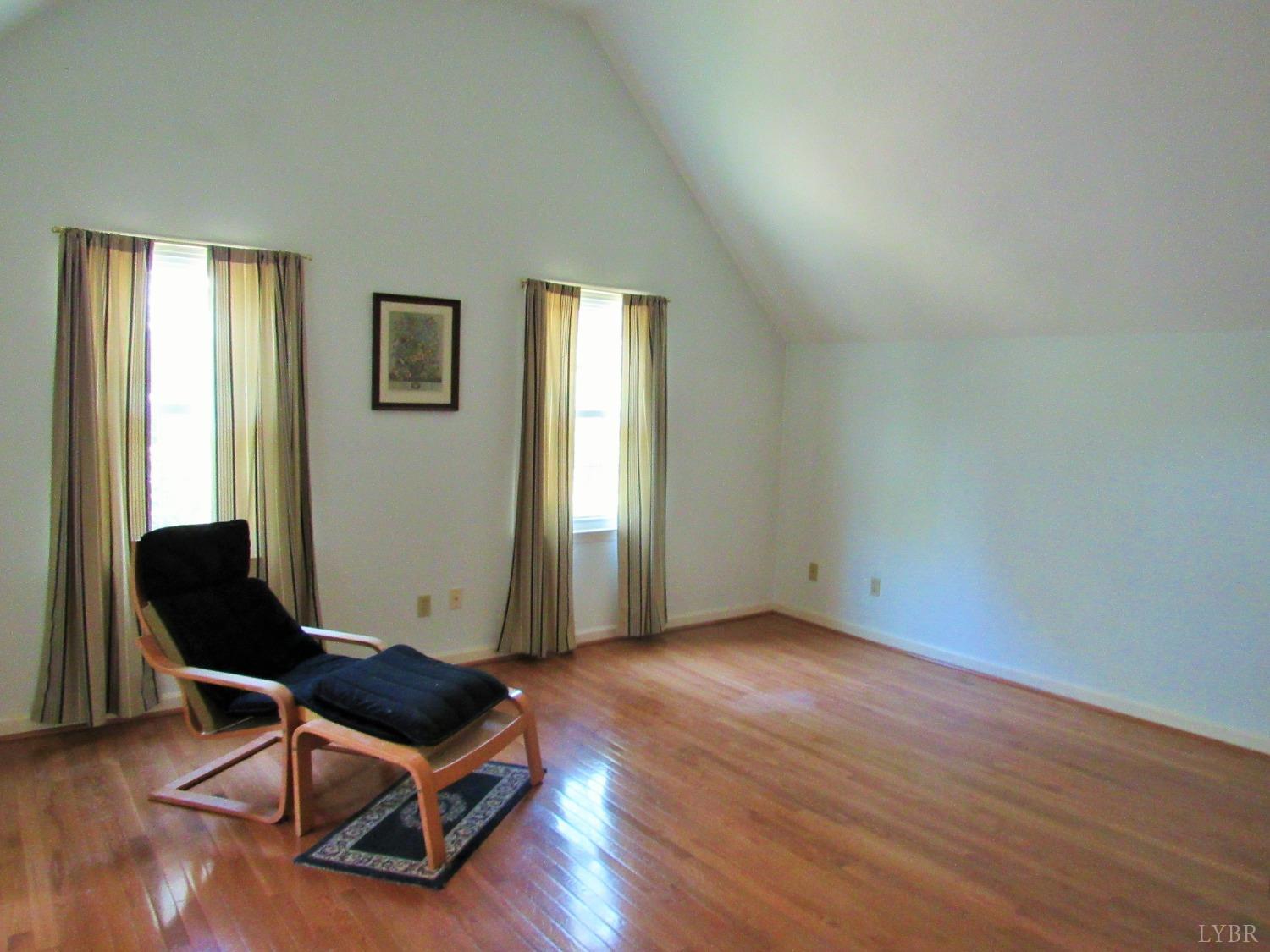 271 E Monitor Road