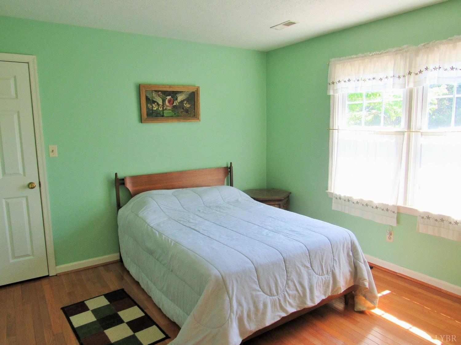 271 E Monitor Road