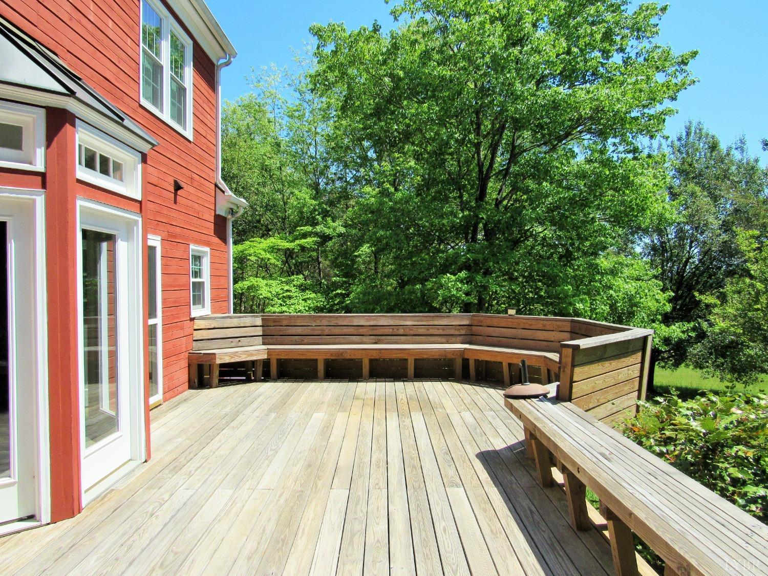 271 E Monitor Road