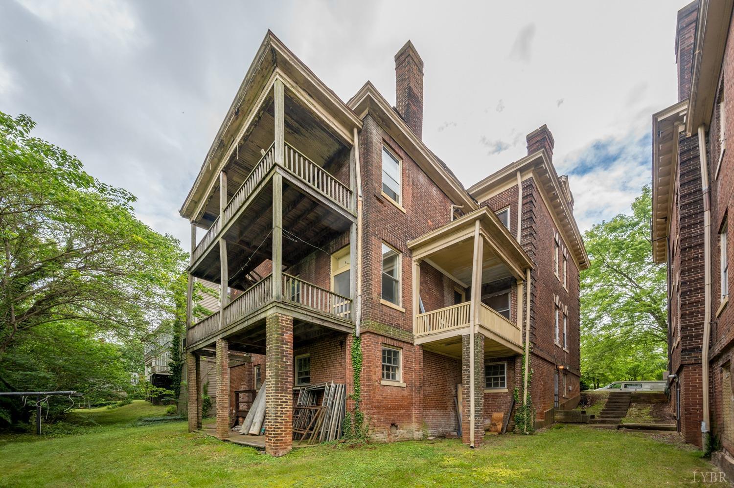 1308 Clay Street