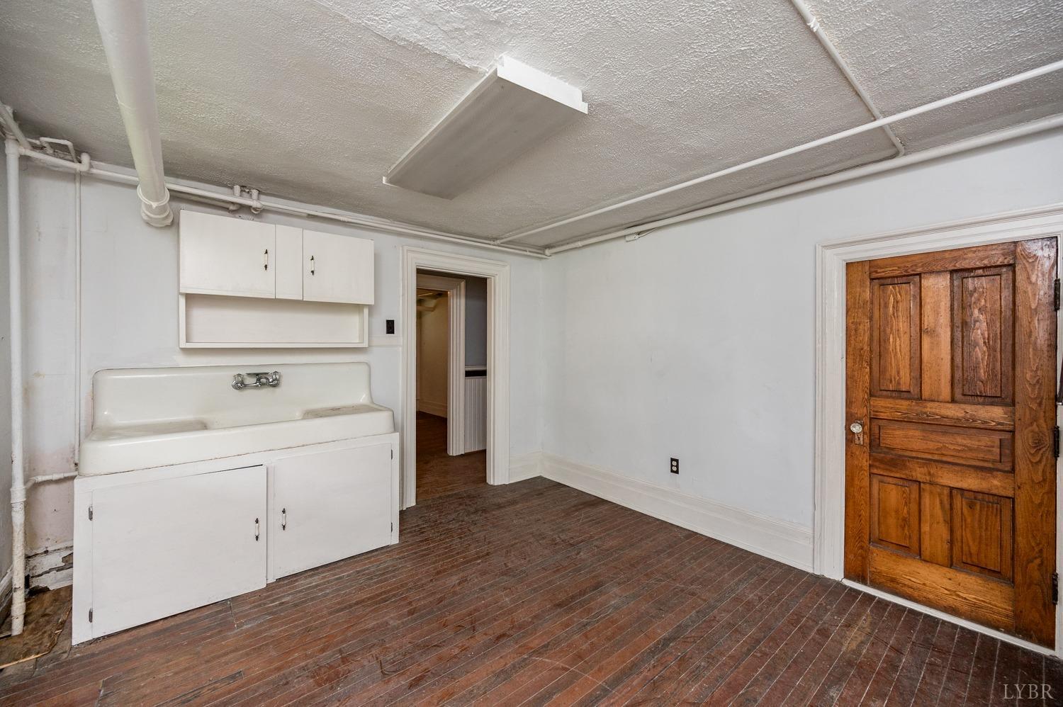 1308 Clay Street