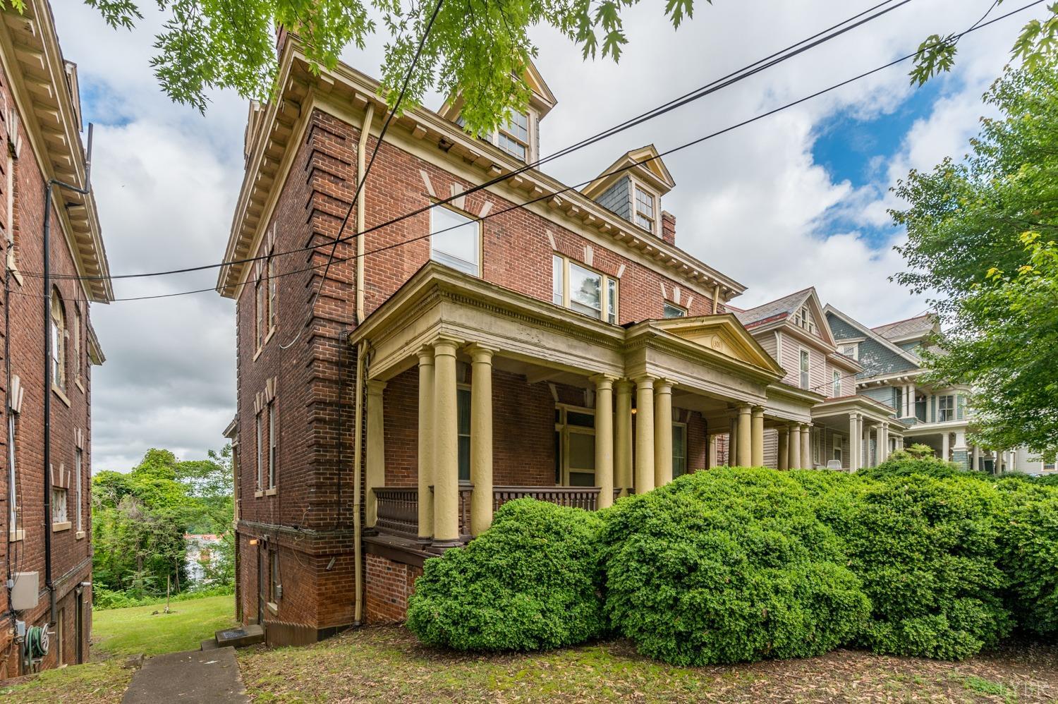 1308 Clay Street