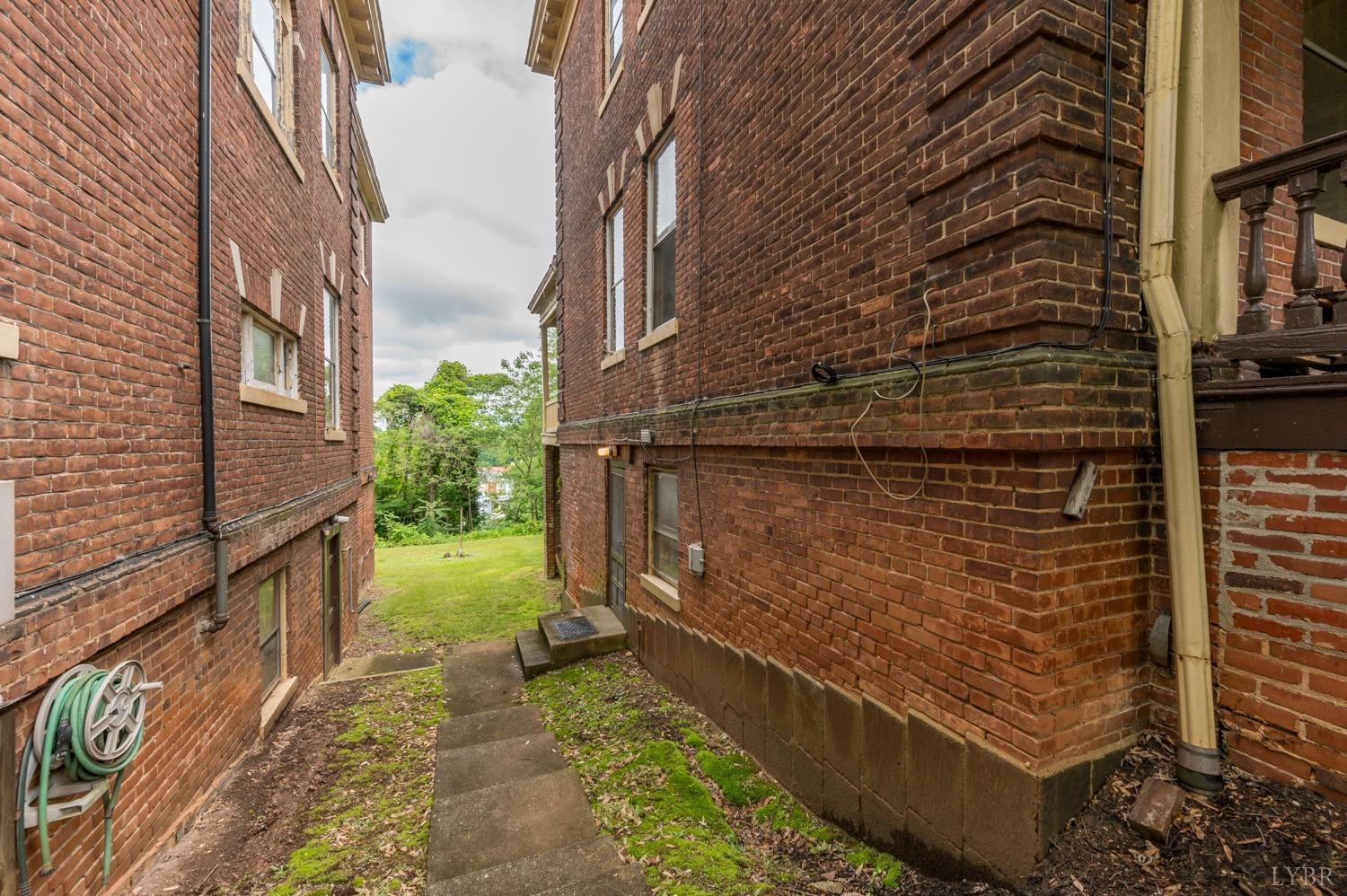 1308 Clay Street