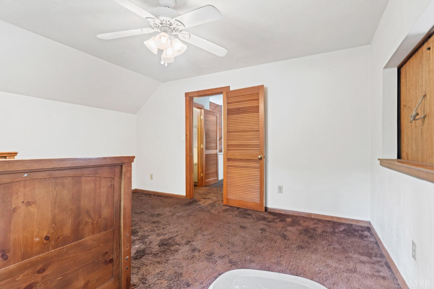 104 Oakland