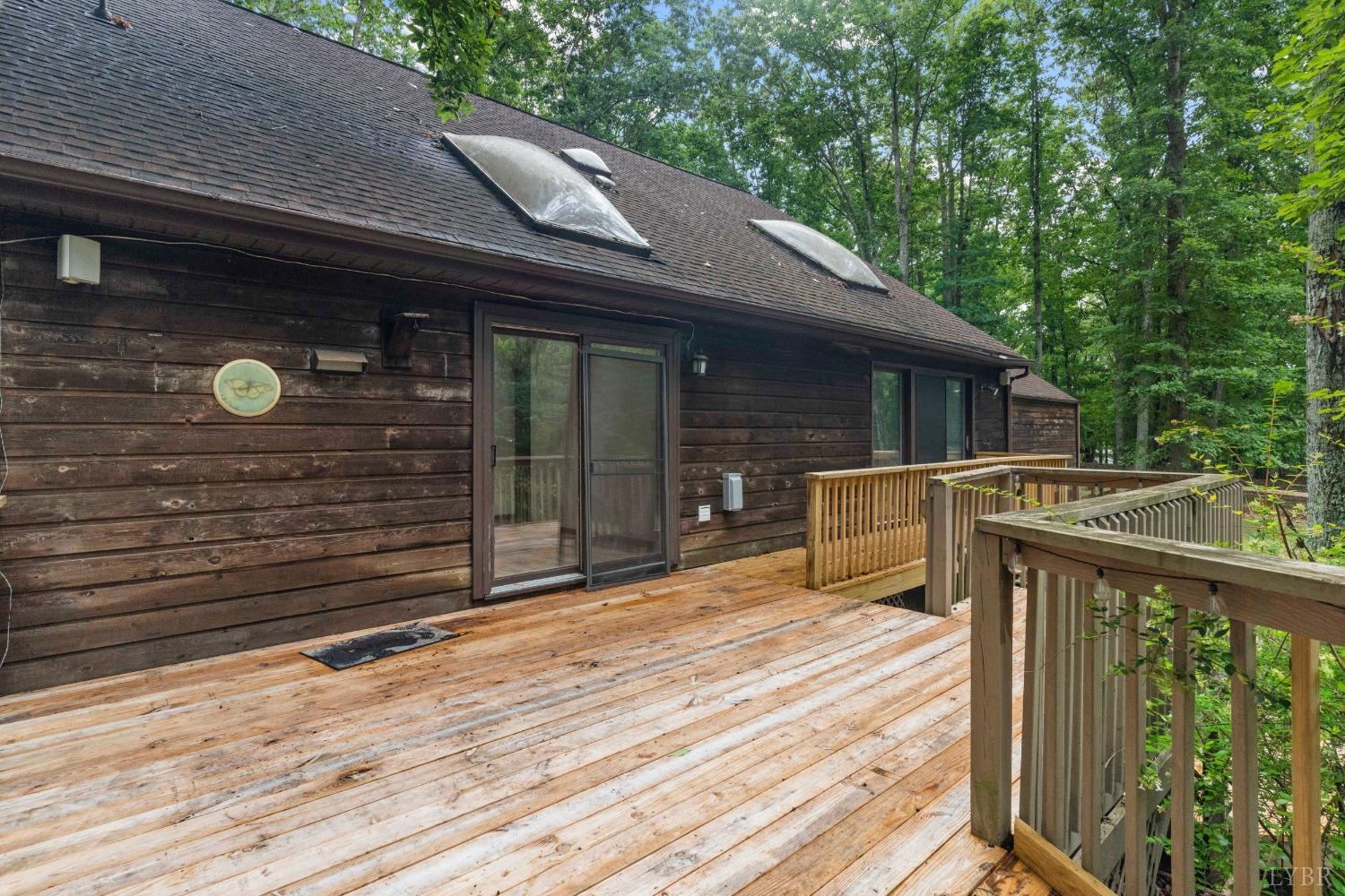 104 Oakland