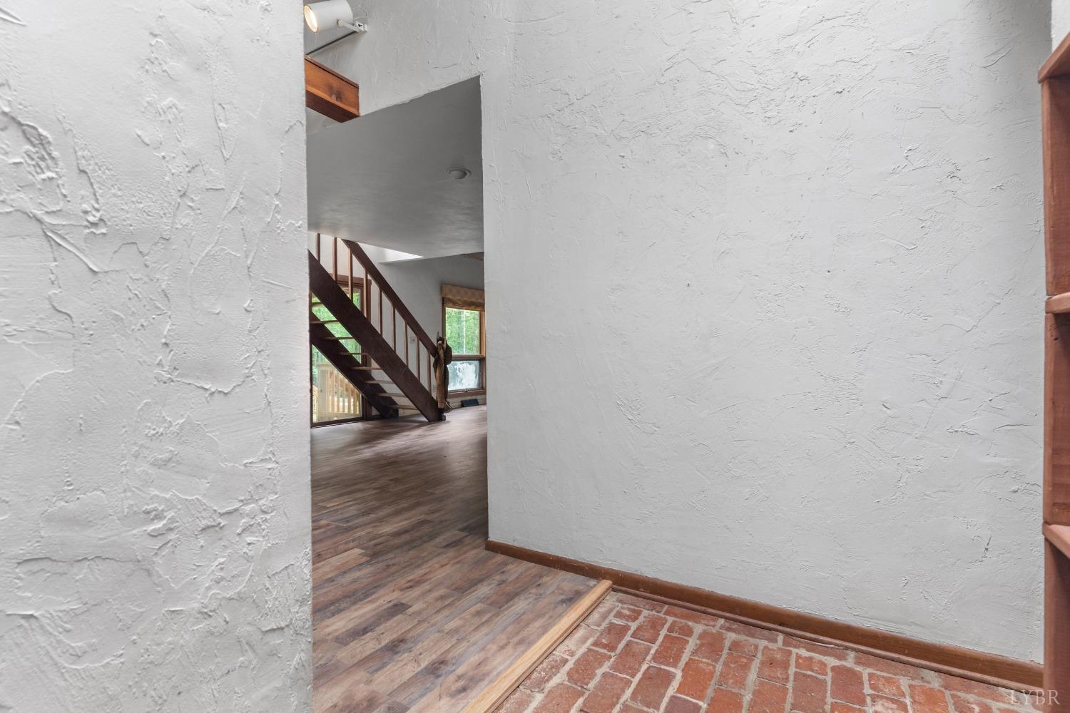 104 Oakland