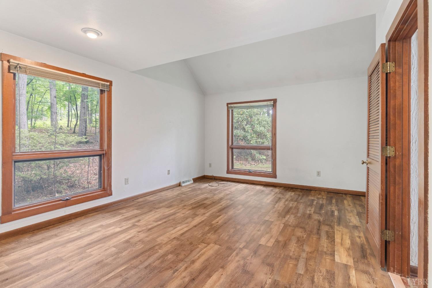 104 Oakland