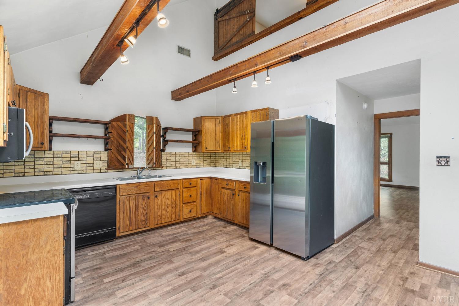 104 Oakland