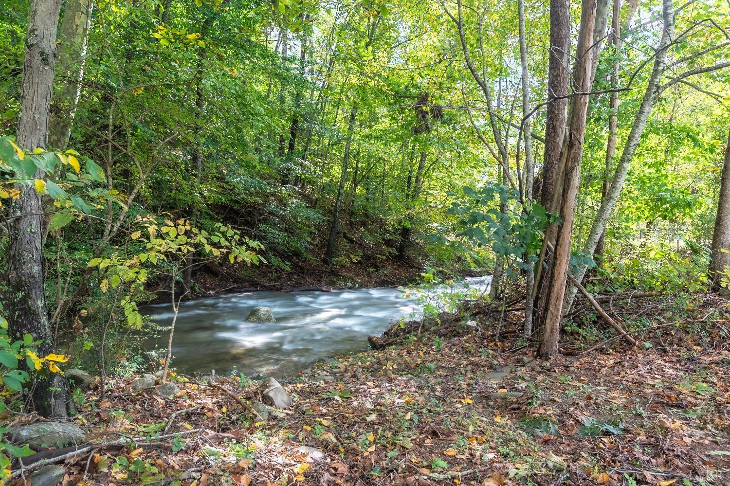 617 NORTH FORK Road