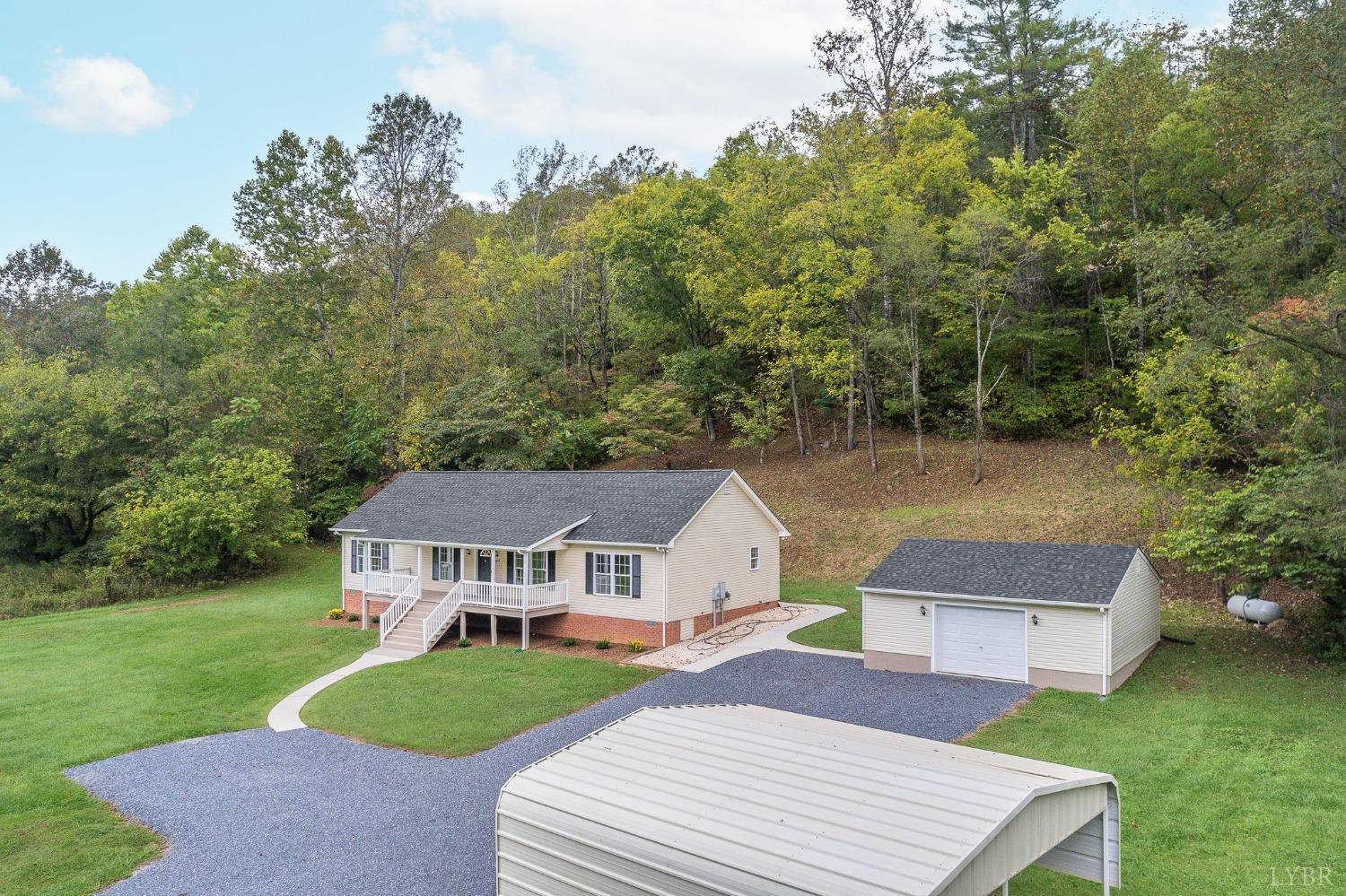 617 NORTH FORK Road