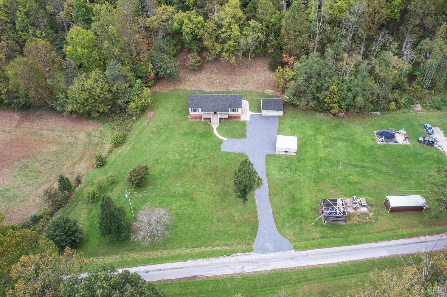617 NORTH FORK Road