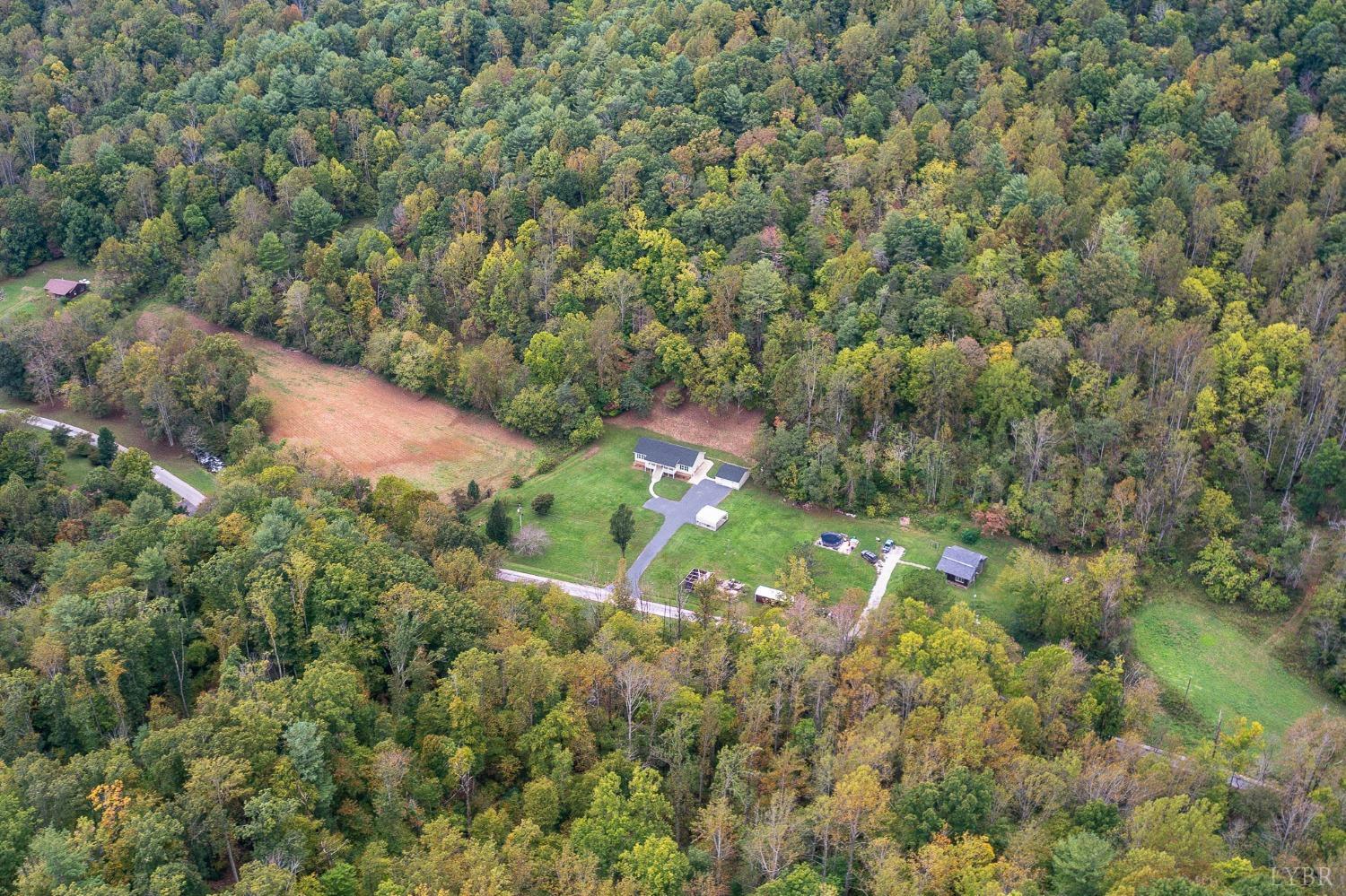 617 NORTH FORK Road
