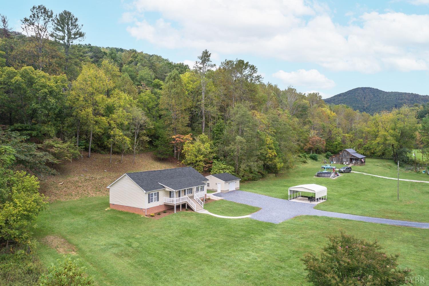 617 NORTH FORK Road