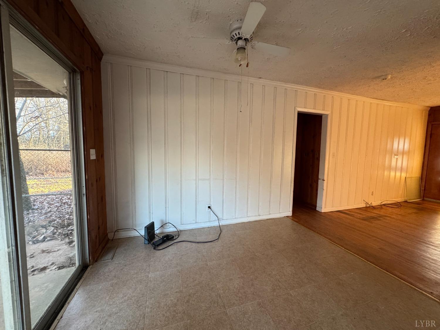 1761 Old Farm Road