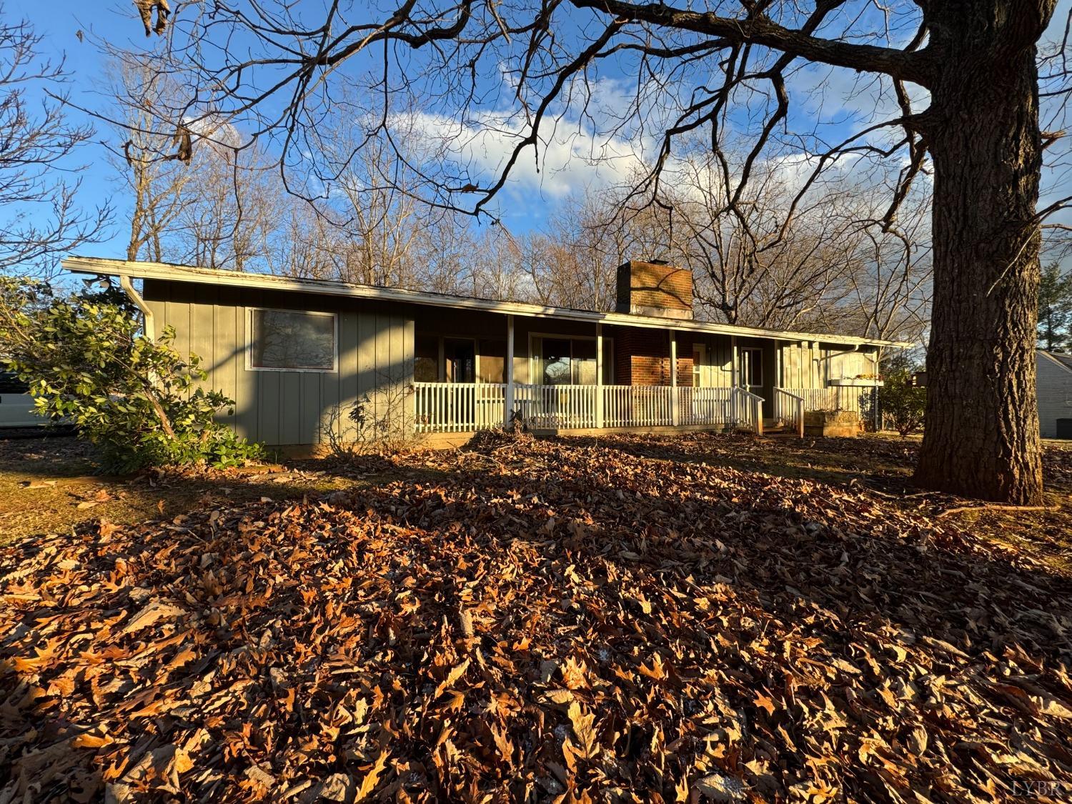 1761 Old Farm Road