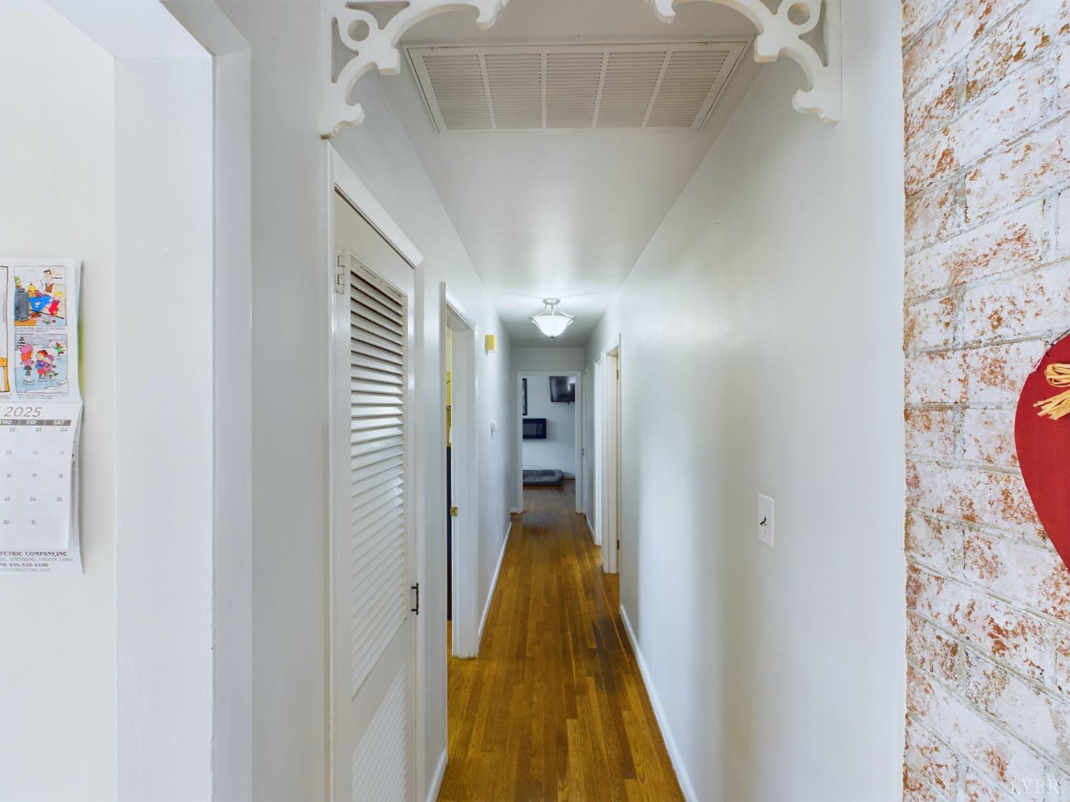 402 Greenwell