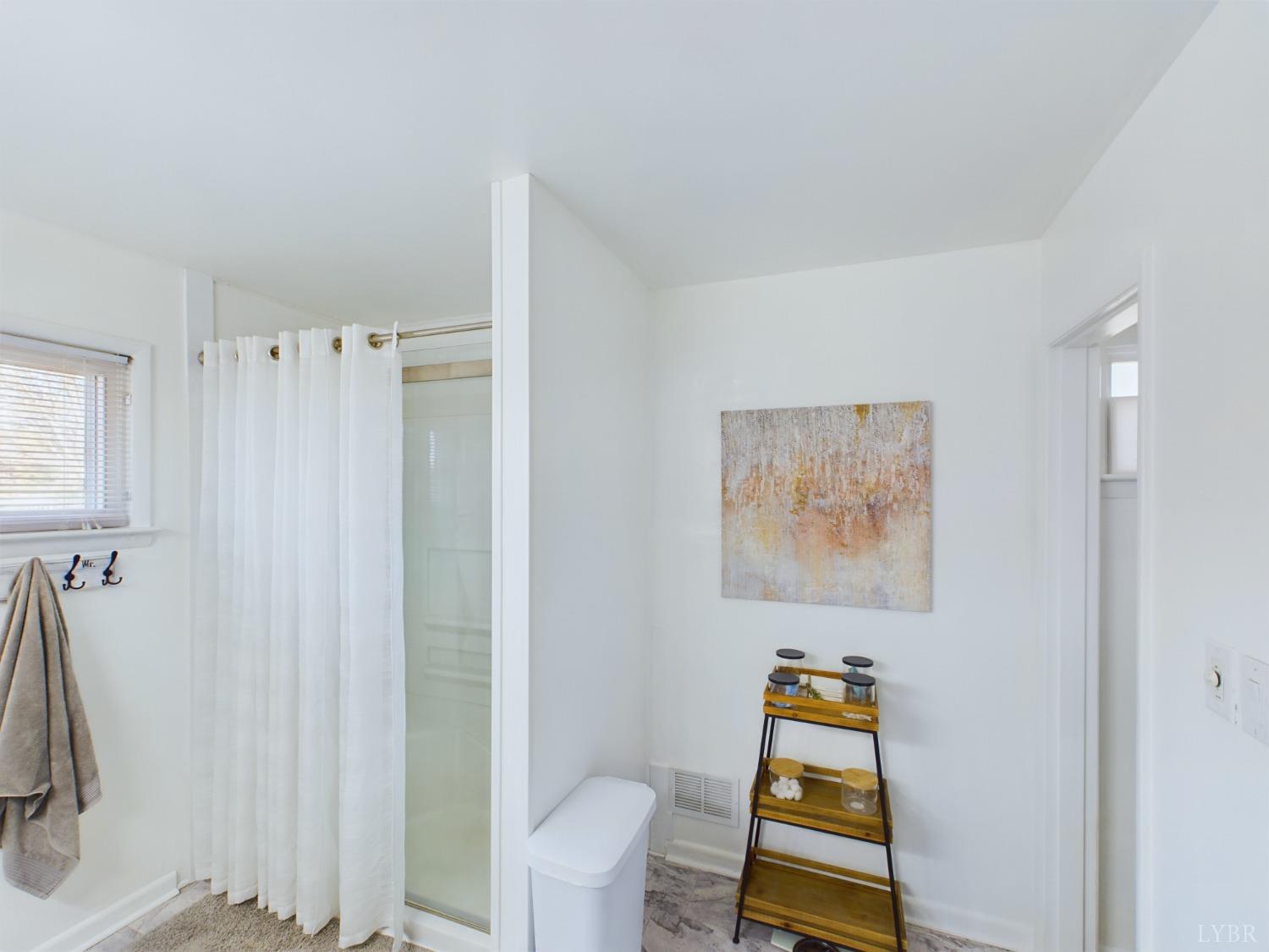 402 Greenwell