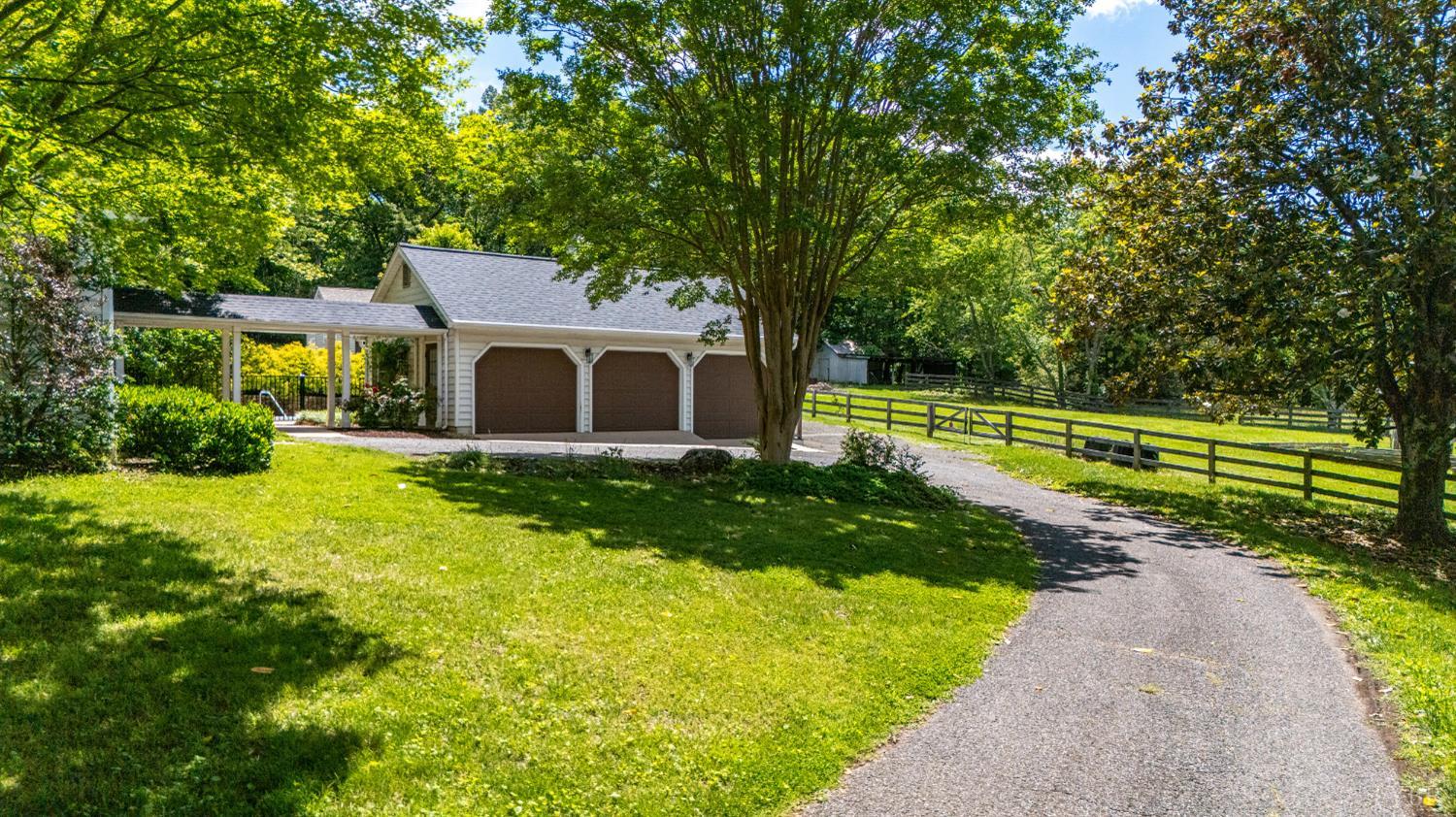1381 Tamer Lane