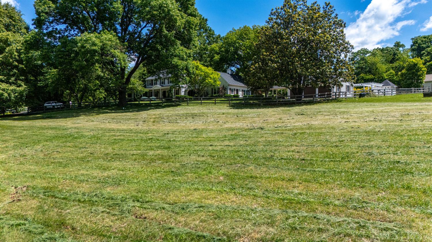 1381 Tamer Lane