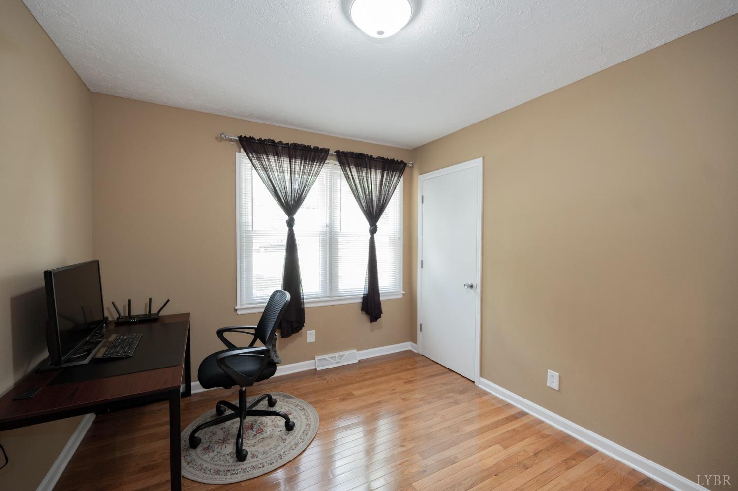 106 Hillview Drive