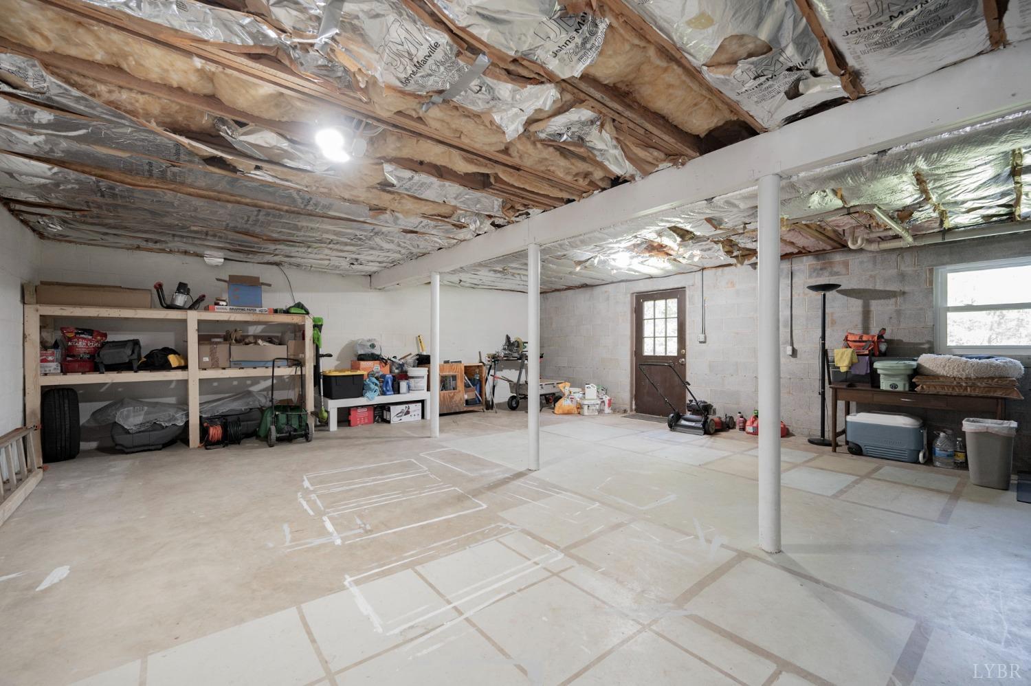 106 Hillview Drive