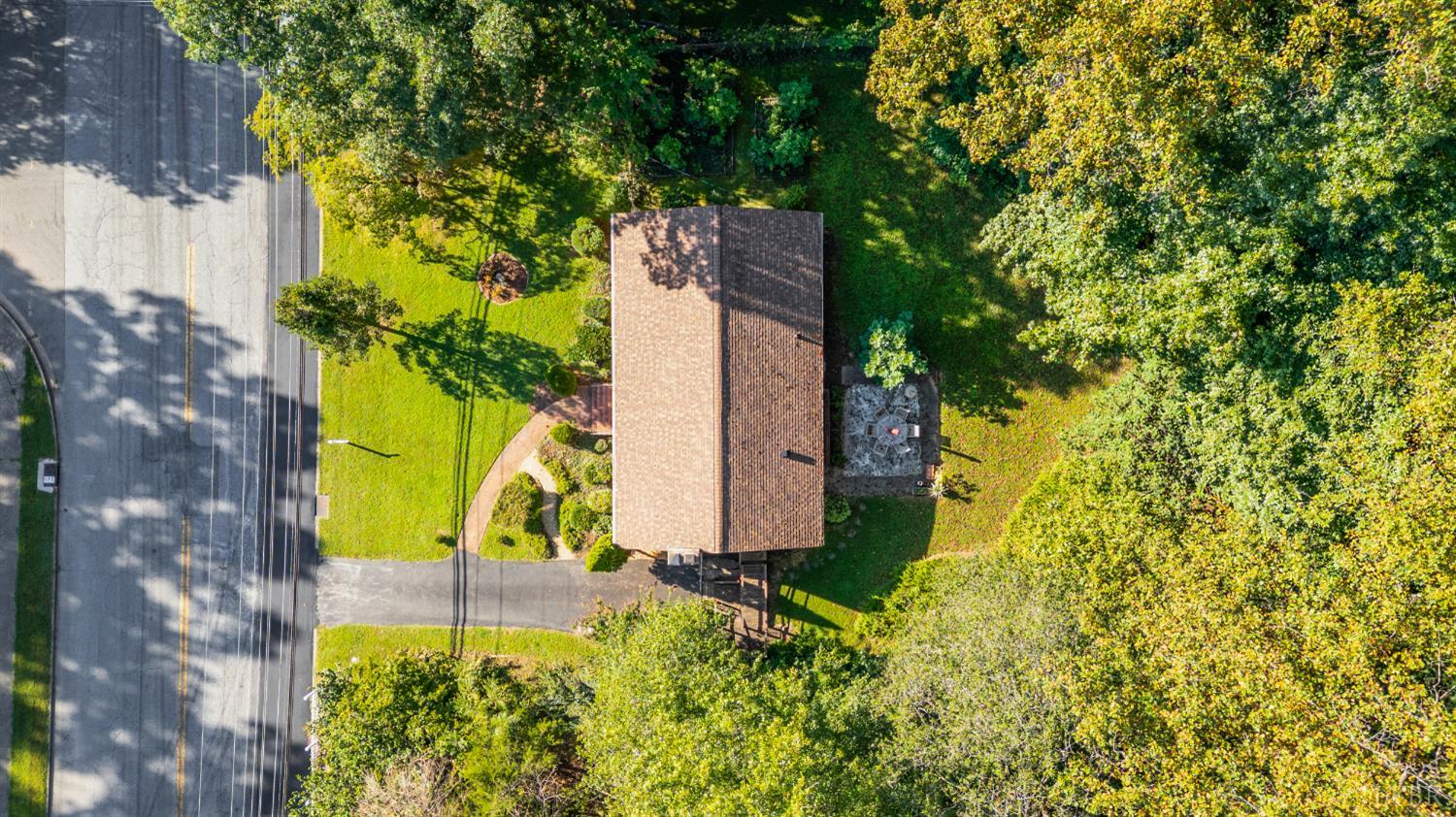 1927 Indian Hill Road