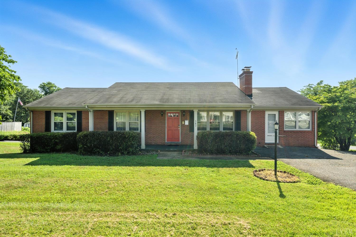 587 Leesville Road