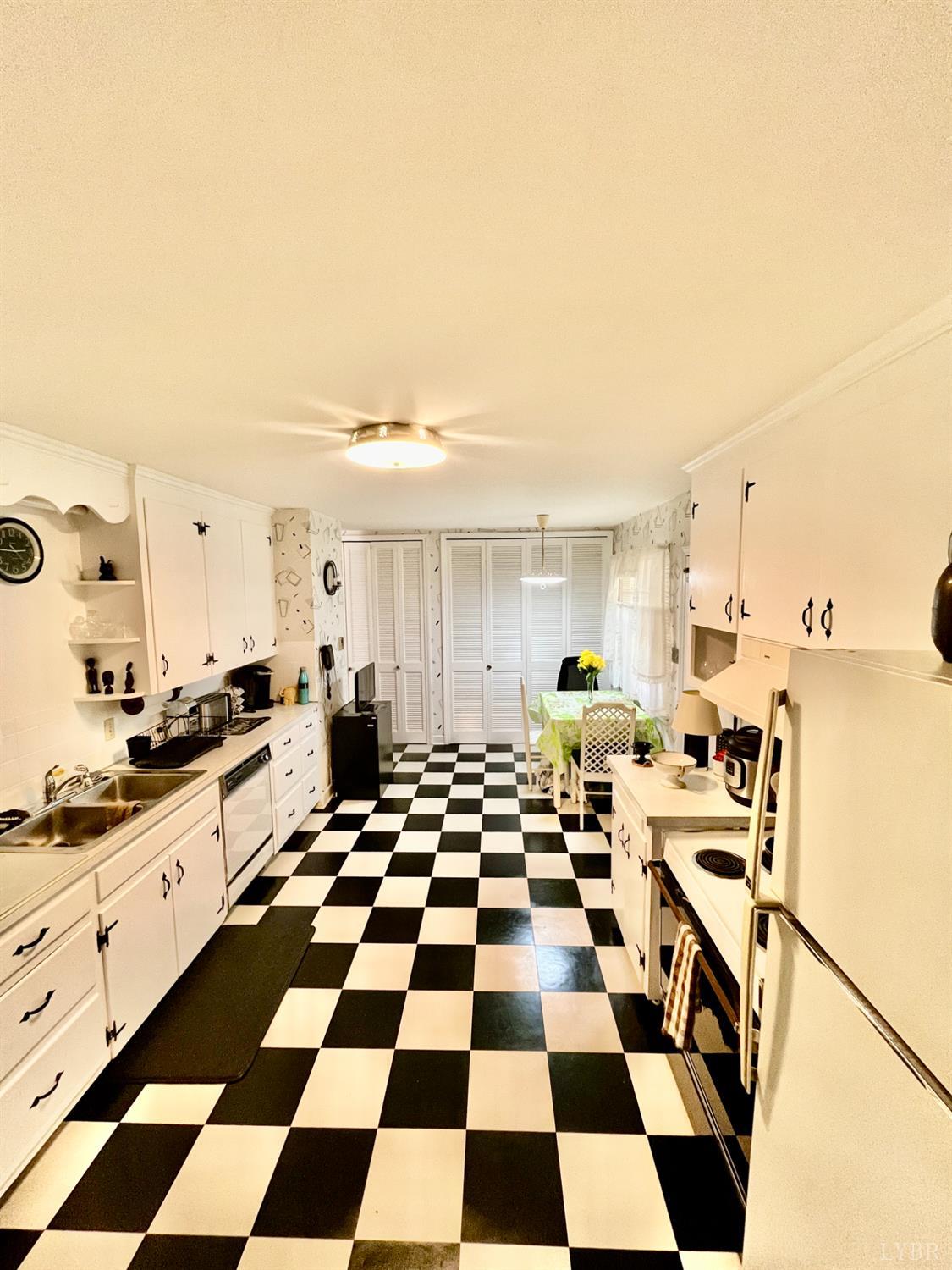 4316 Montgomery Road
