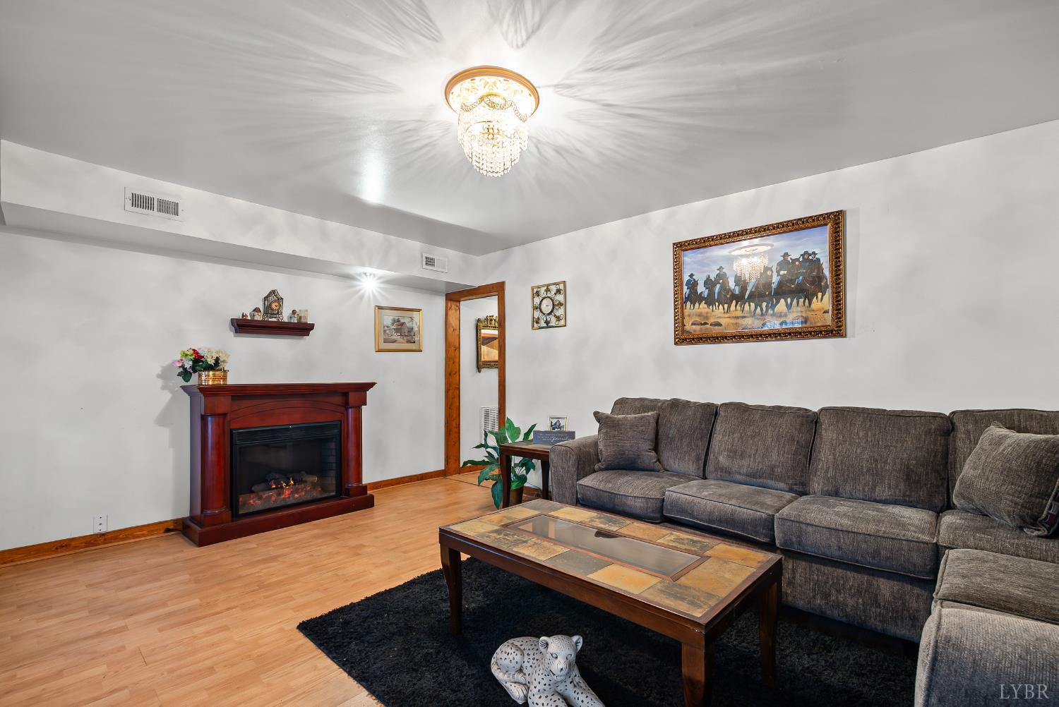 26 Braddock Lane