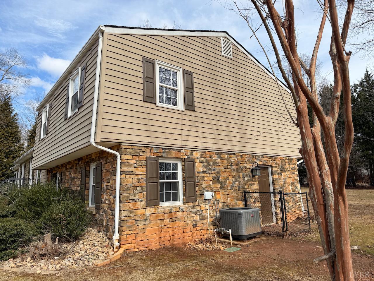 109 Woodville Drive