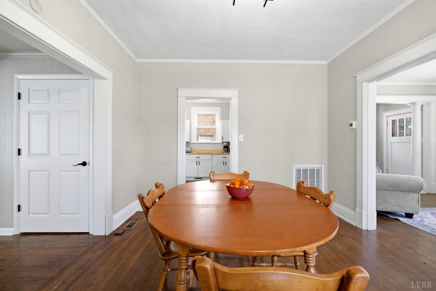 220 Langhorne Lane