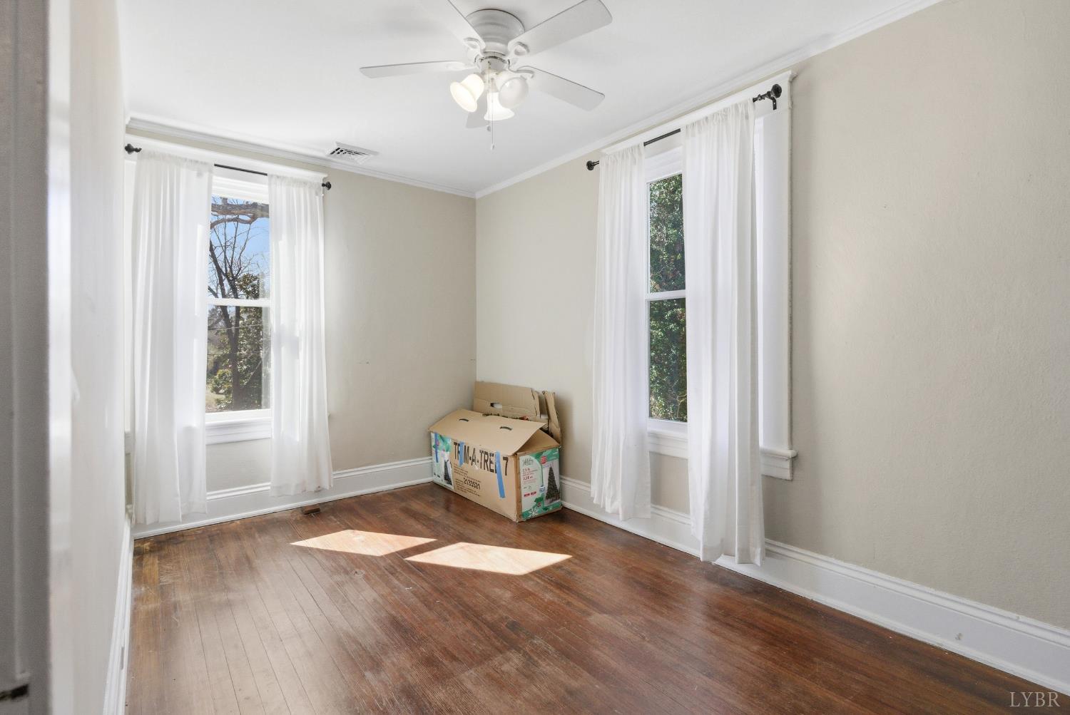 220 Langhorne Lane