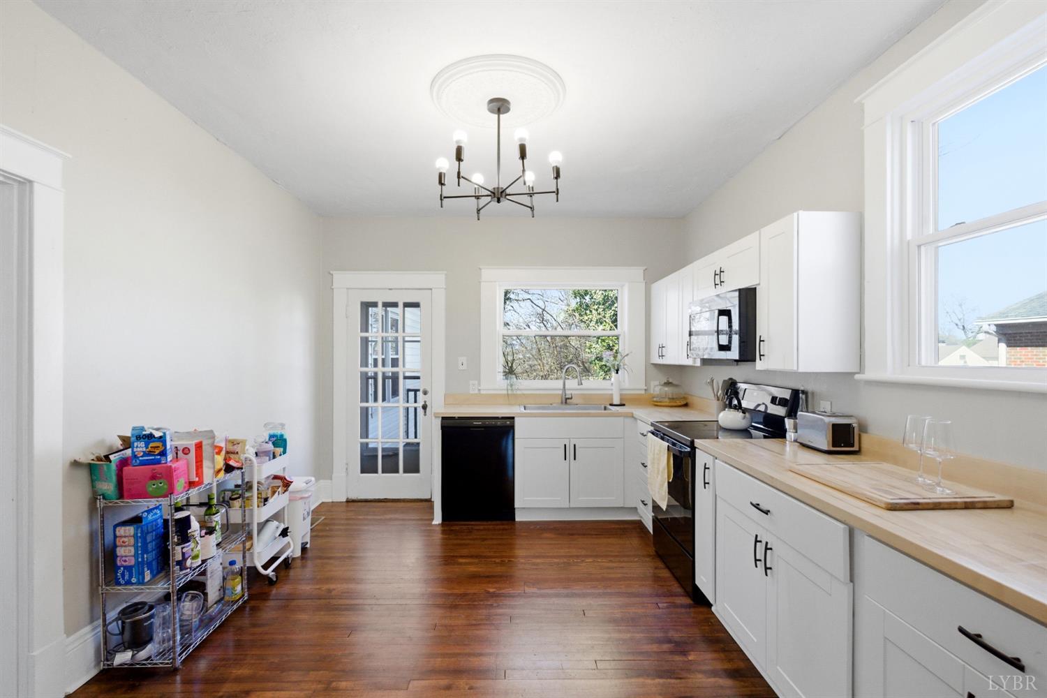 220 Langhorne Lane