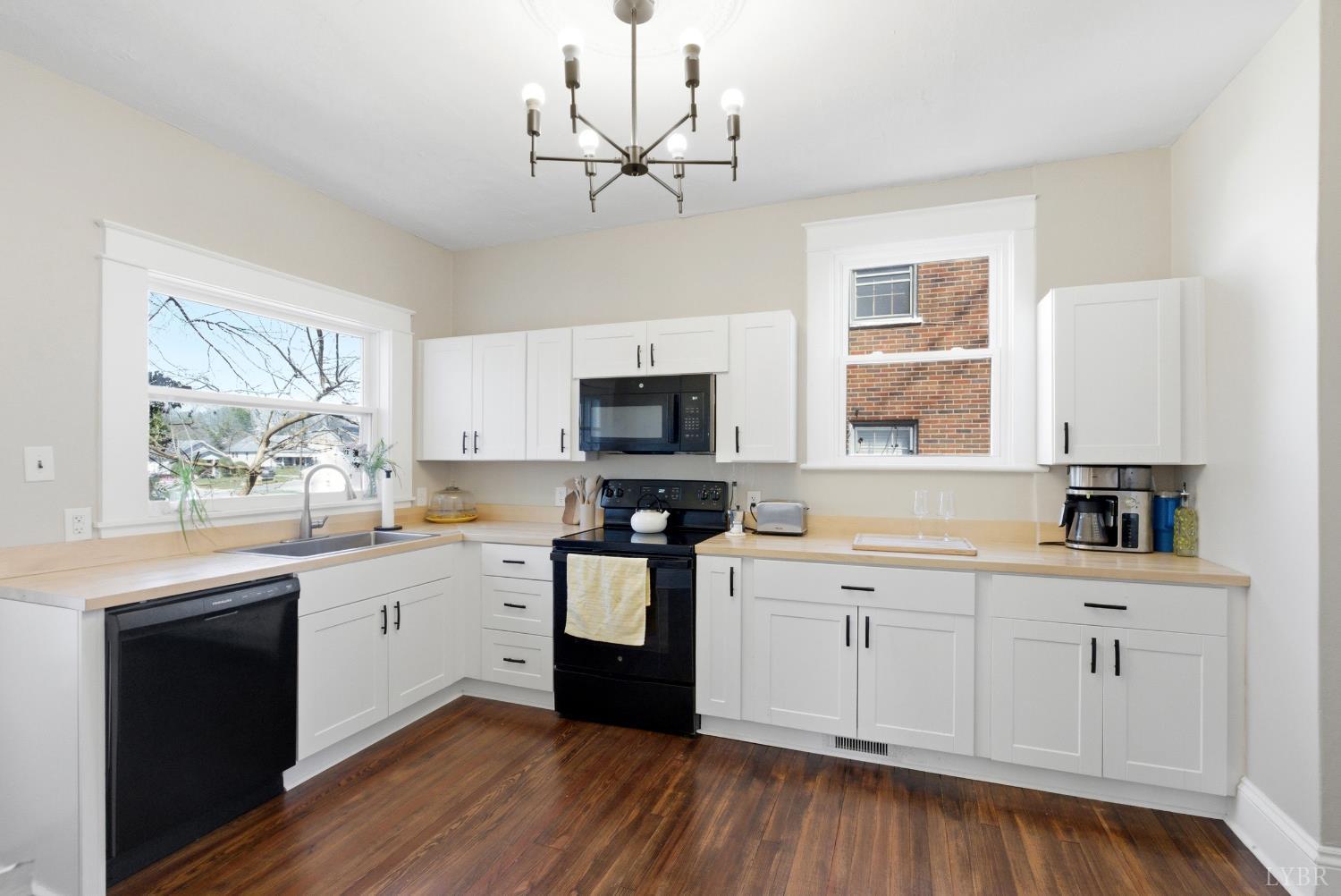 220 Langhorne Lane