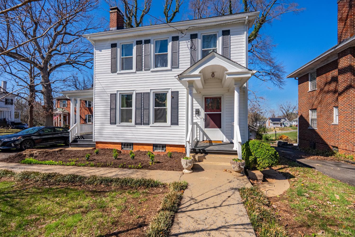 220 Langhorne Lane