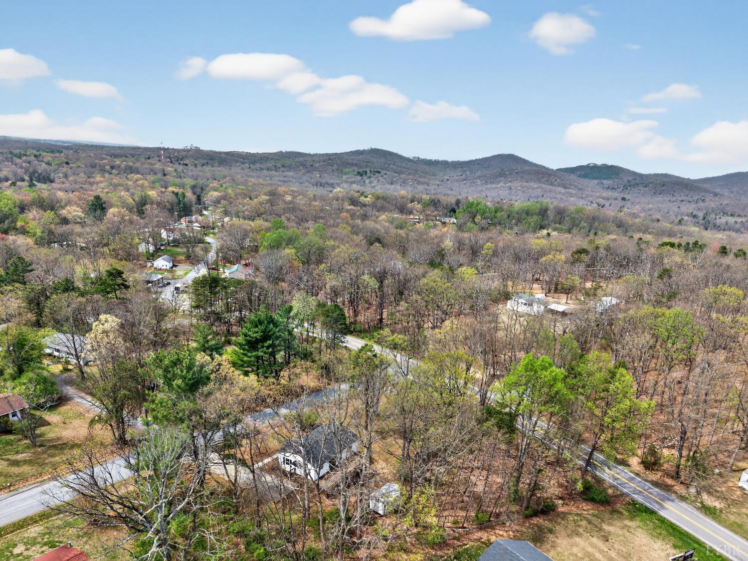 42 Knoll Woods Drive