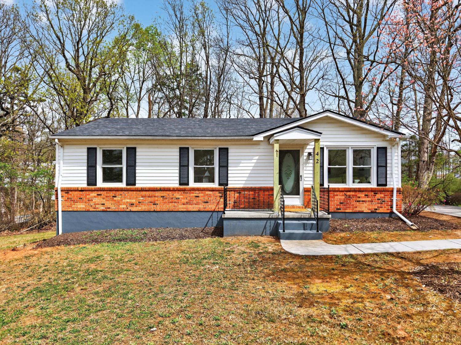 42 Knoll Woods Drive