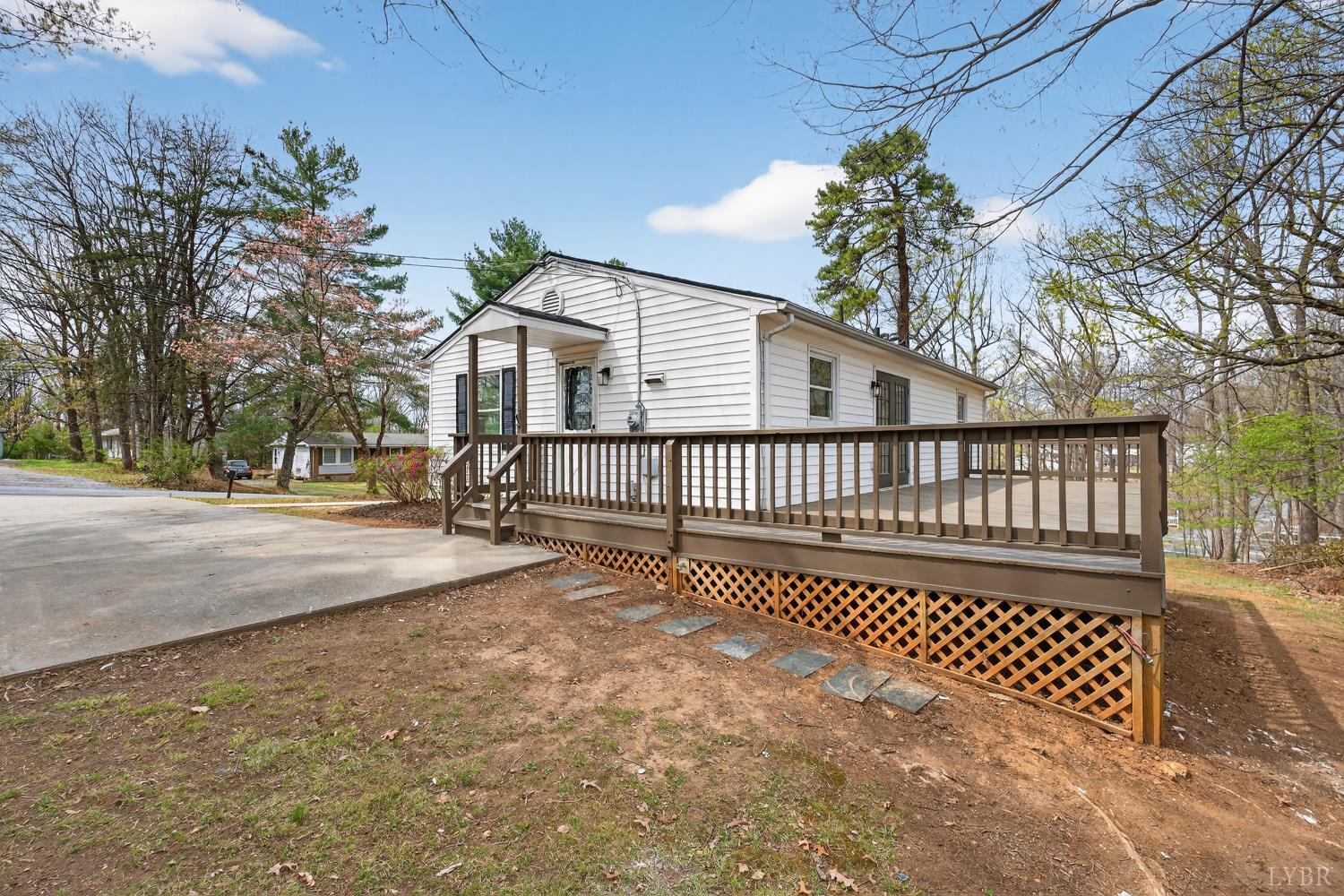 42 Knoll Woods Drive