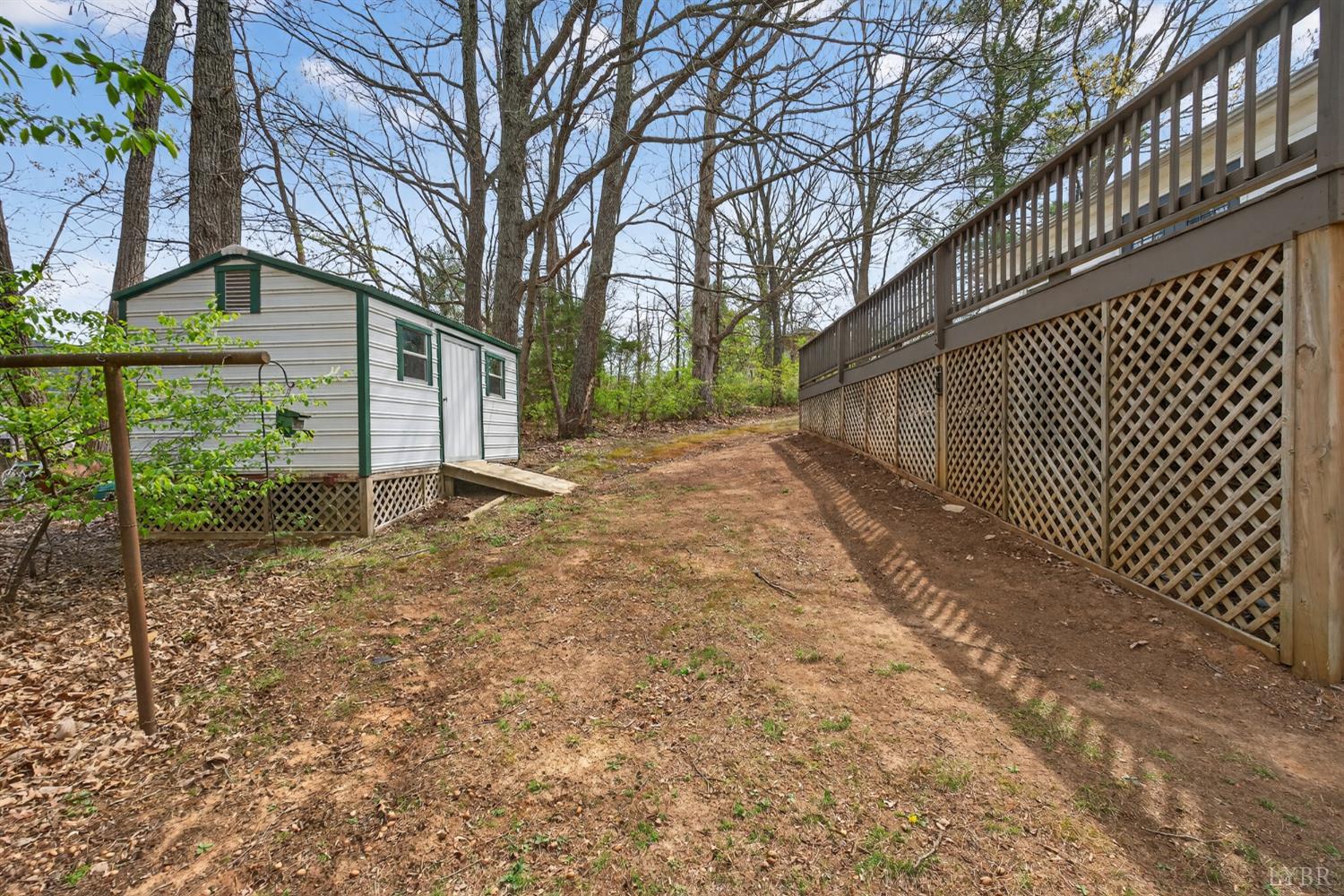 42 Knoll Woods Drive