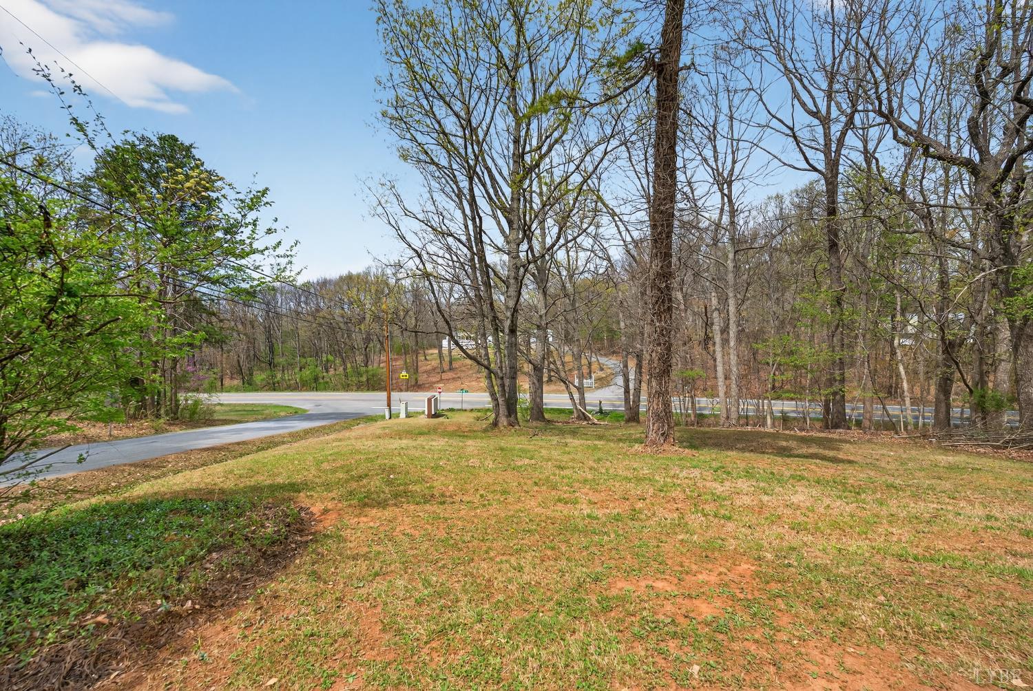 42 Knoll Woods Drive