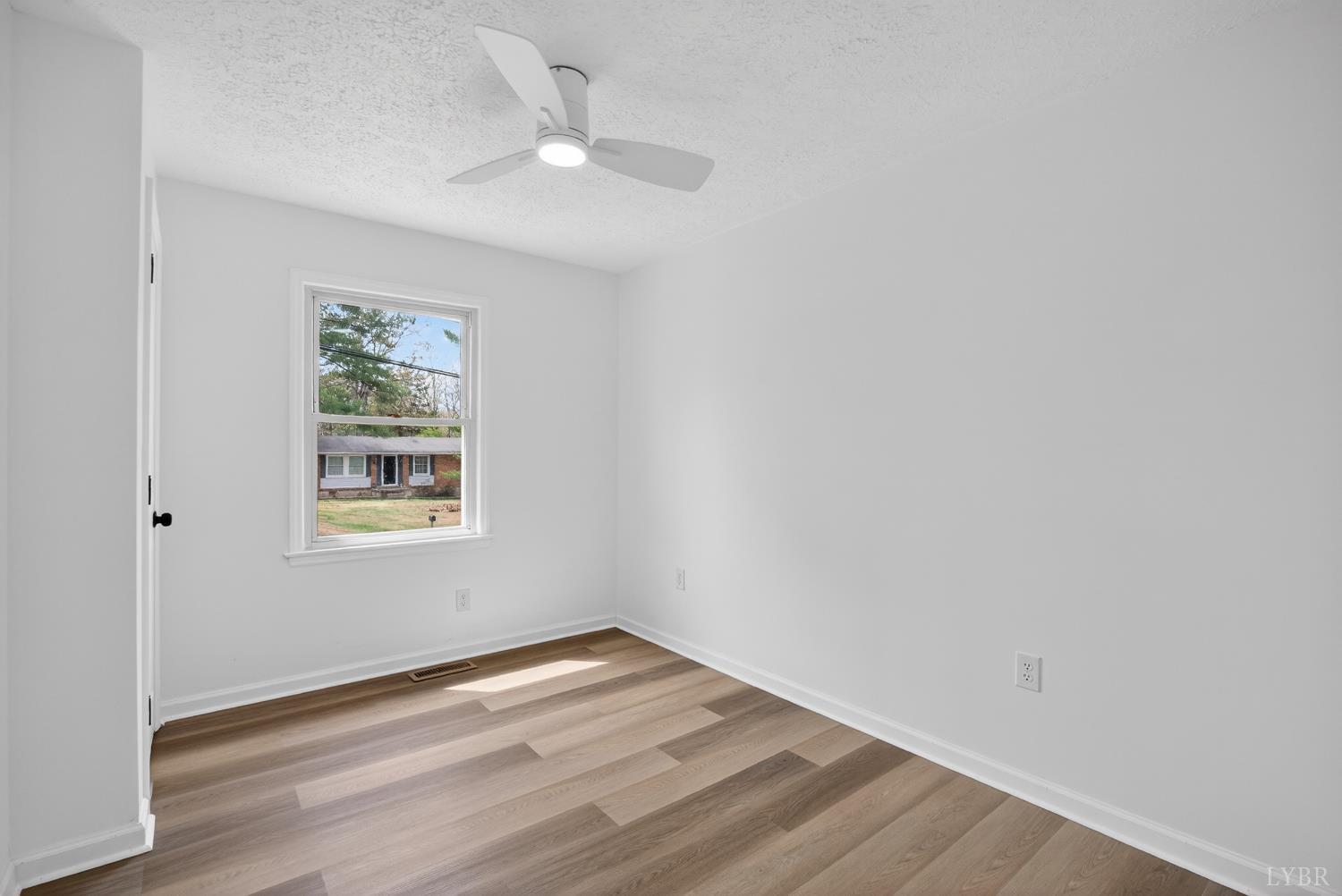 42 Knoll Woods Drive