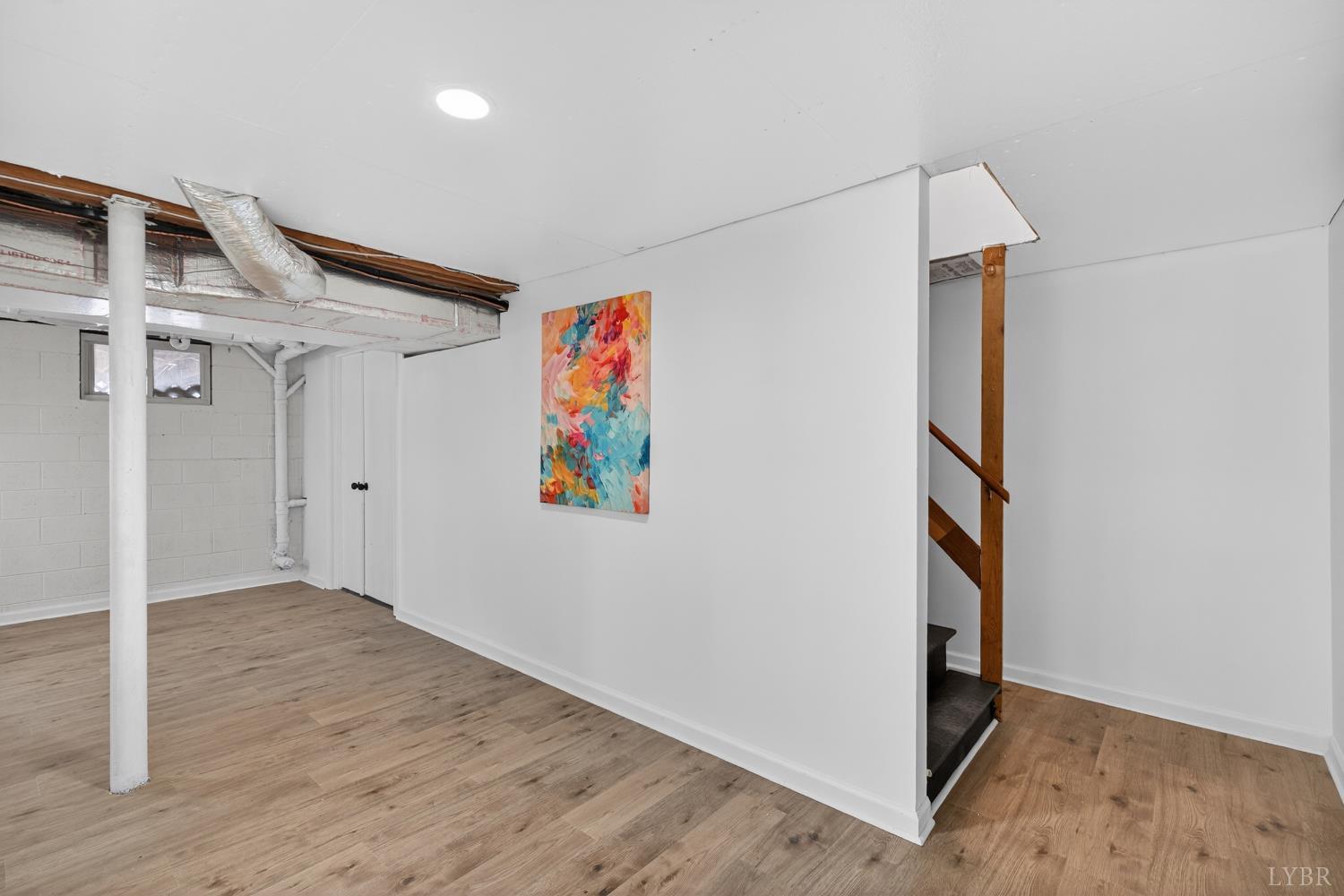 42 Knoll Woods Drive