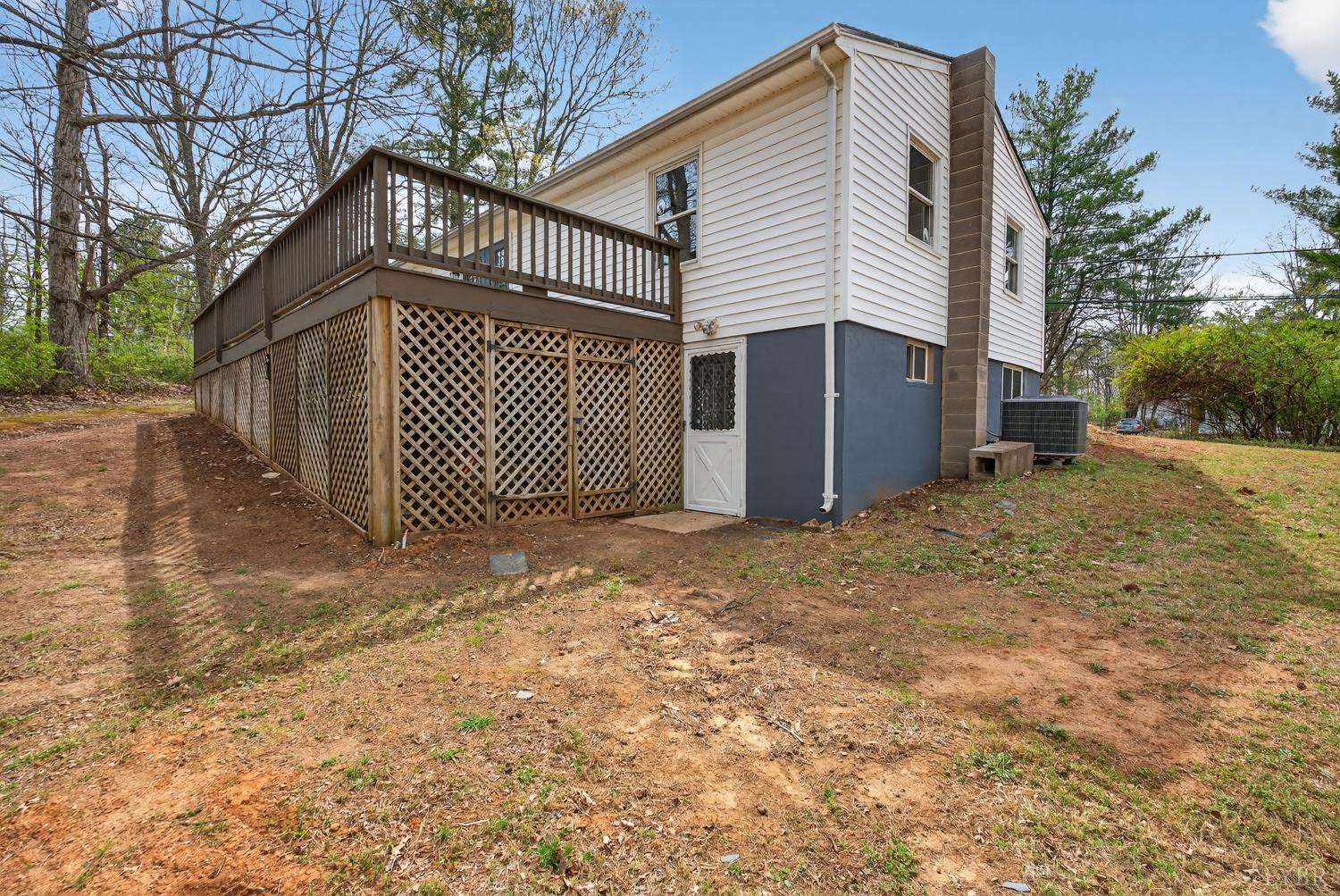 42 Knoll Woods Drive