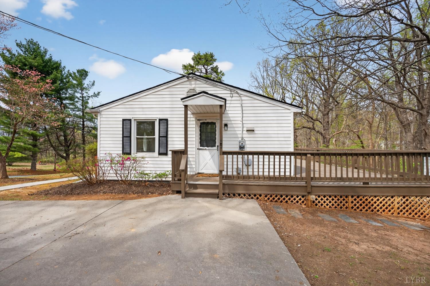 42 Knoll Woods Drive