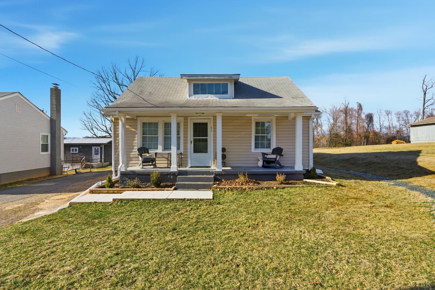 609 Pine Drive