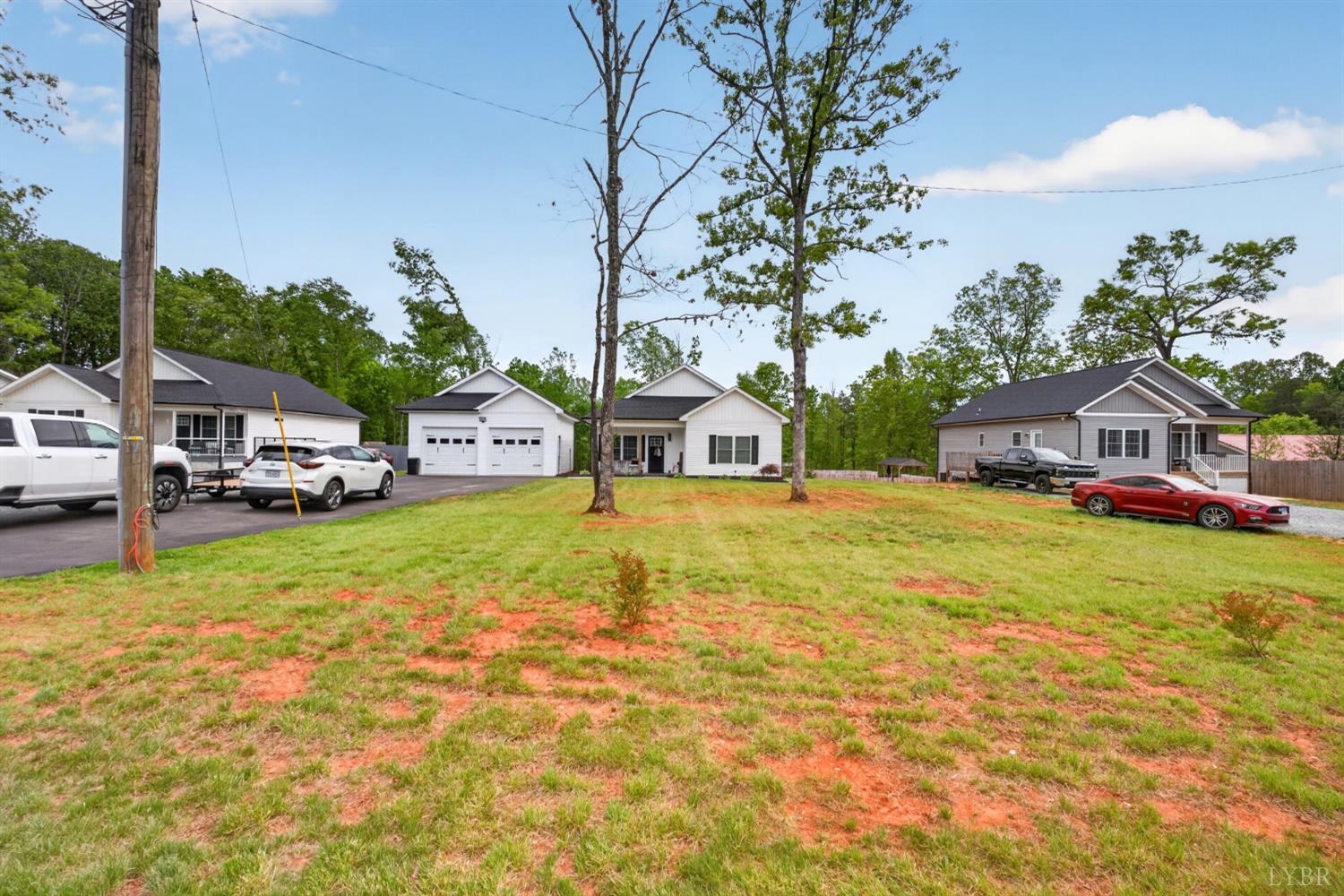 7793 Village Highway