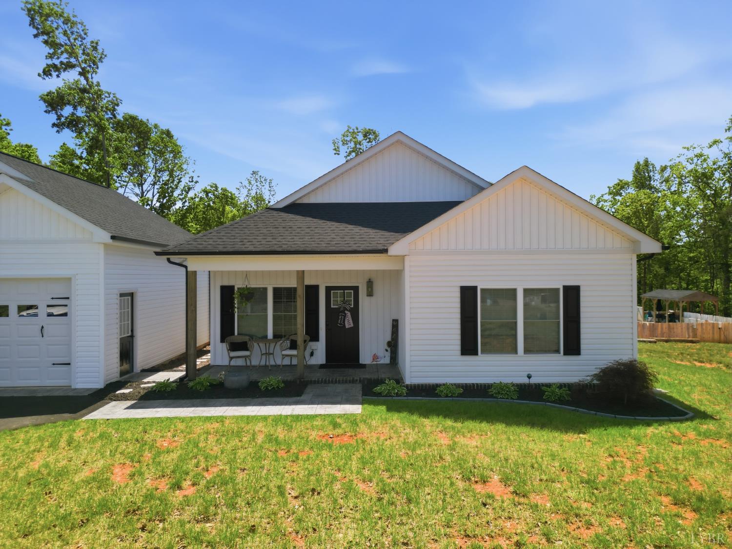 7793 Village Highway