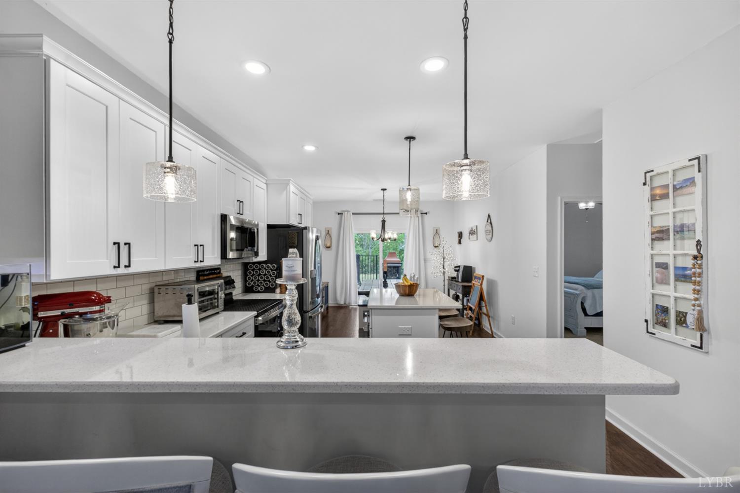 7793 Village Highway